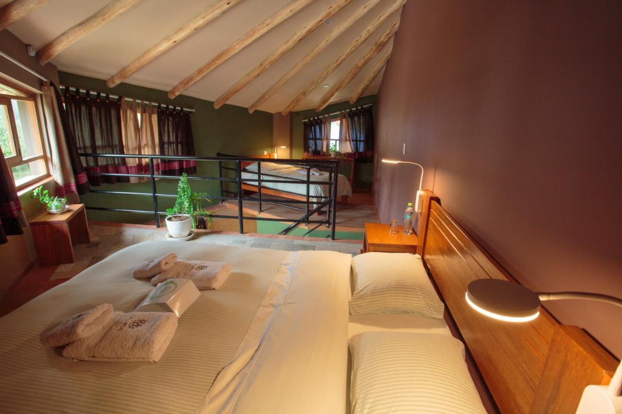 Fleur Lodge Carhuaz エクステリア 写真